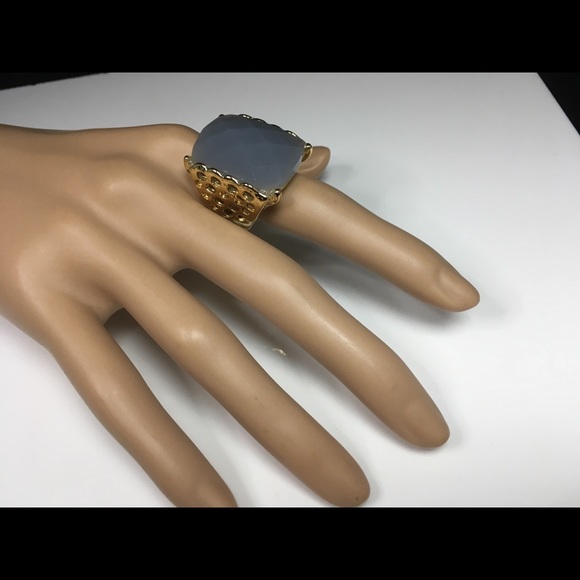 Jewelry - Picture 7 of 7